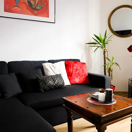 Le Petit Kandinsky Apartment Le Kremlin-Bicetre